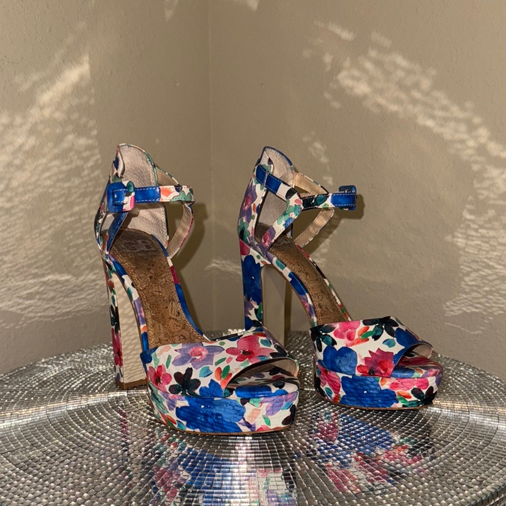 Giani Bini Floral Platform Heels
